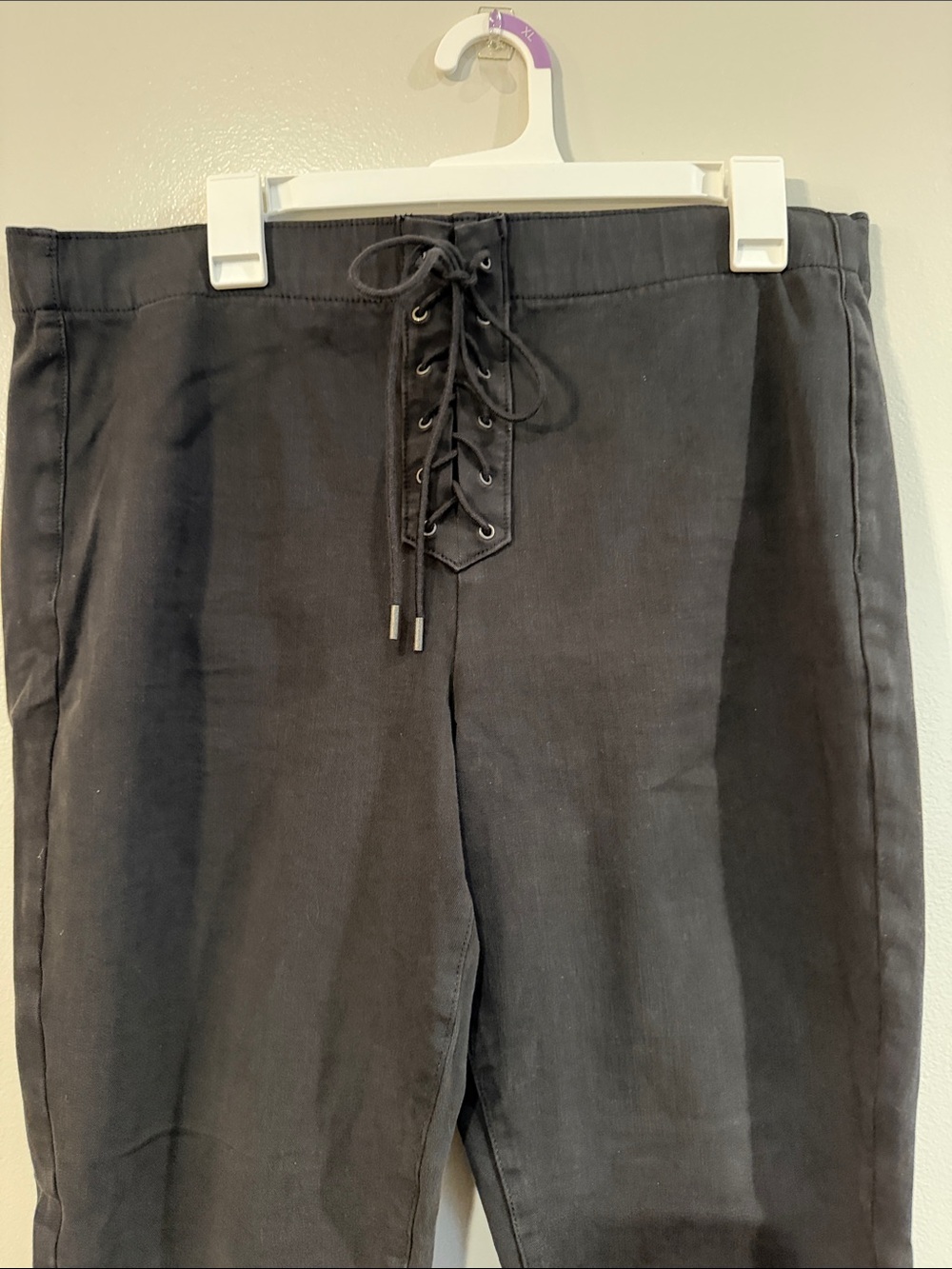 American Eagle Outfitters Black Lace-Up Skinny Pants - Picture 2 of 4